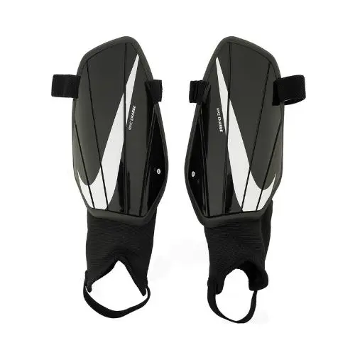 Щитки Nike SP2164-010 от магазина Супер Спорт
